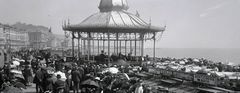 White-Rock-Parade-c1905.
